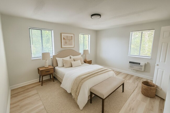Photo - 3 Bed 1 Bath SW DC Unit 301