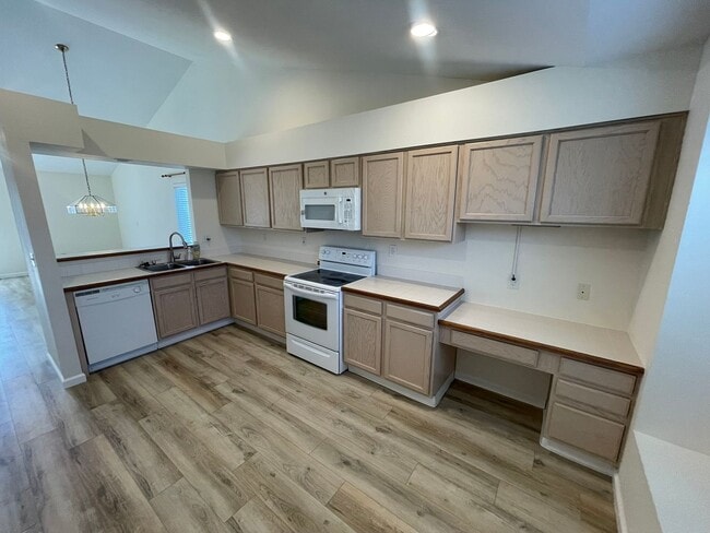 Photo - 3460 Bexley Dr