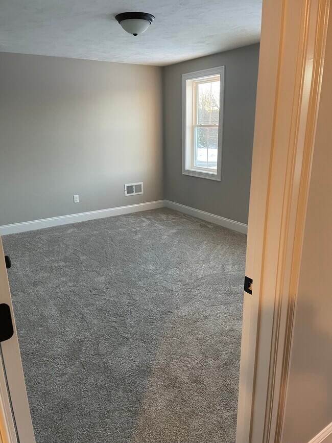 Photo - 13 Firefly Ln