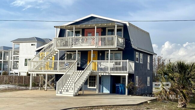 Photo - 450 E 1st Ave
