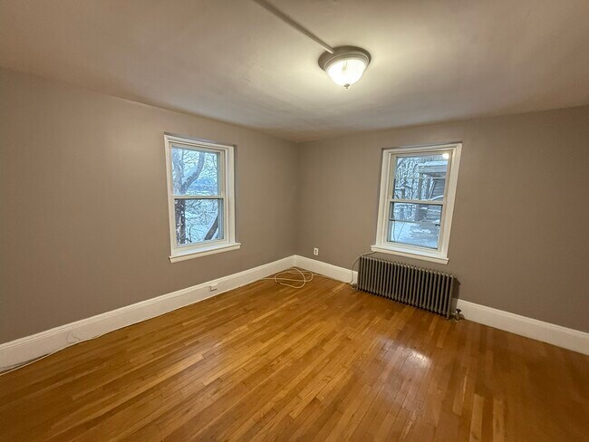 Photo - 184 Gladstone St Unit 1