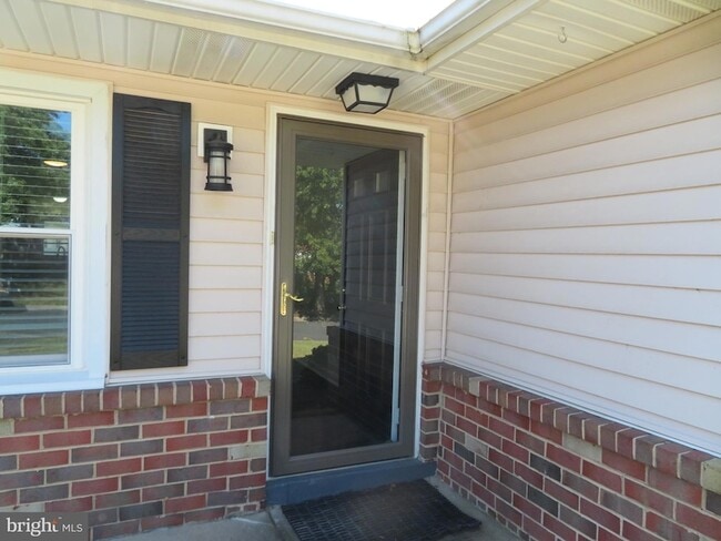 Photo - 7895 Pavilion Dr