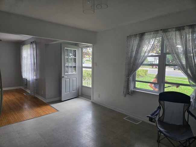 Photo - 338 Highland Rd