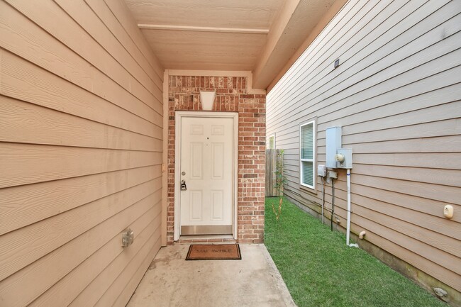 Photo - 11106 Panther Ct