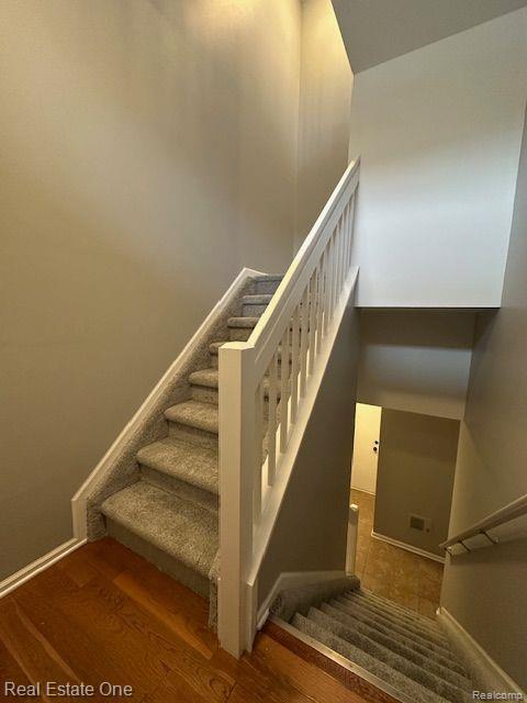 Photo - 4240 Maple St