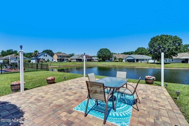 Photo - 566 Longmill Ln