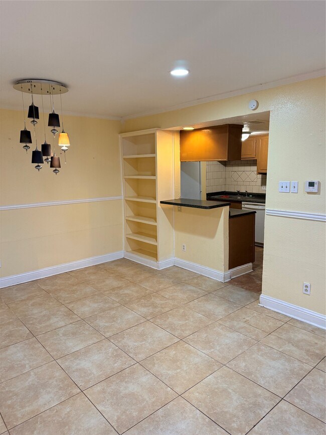 Photo - 7047 Bissonnet St Unit 32