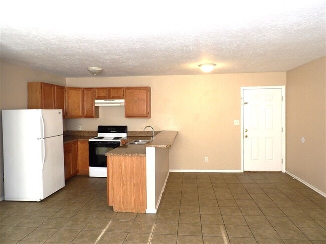 Photo - 2416 SW G Ave Unit 202