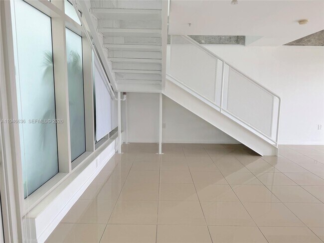 Photo - 3250 NE 1st Ave Unidad 547