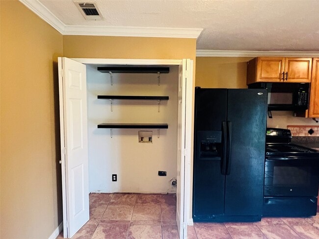 Photo - 9420 Turner Rd