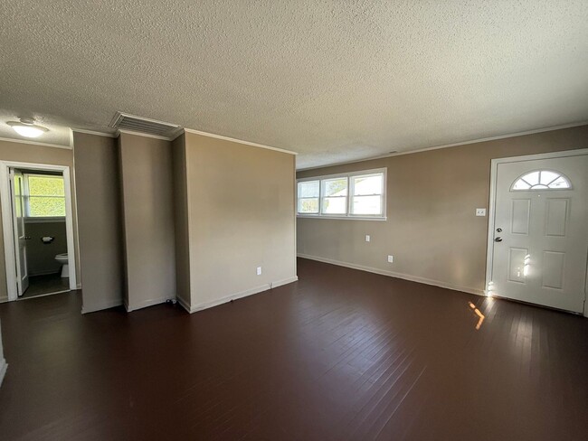 Photo - Nice 2 bedroom, 1 bath Duplex located in New River