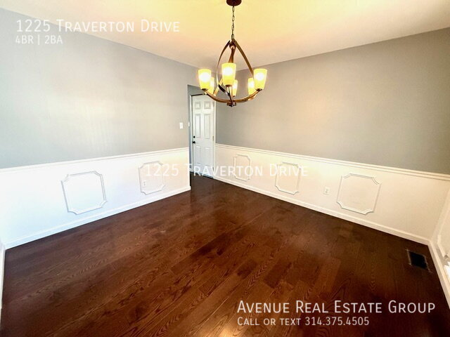 Photo - 1225 Traverton Dr