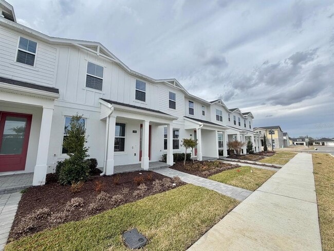 Photo - 1866 Falconhurst Ln