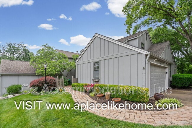 Photo - 4300 W 111th Terrace