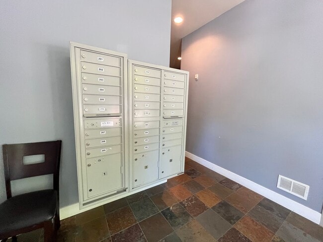 Photo - 2 Bed + 2 Bath Condo in the Belmont District Portland ~ Secured Garage Parking, Washer & Dryer in...
