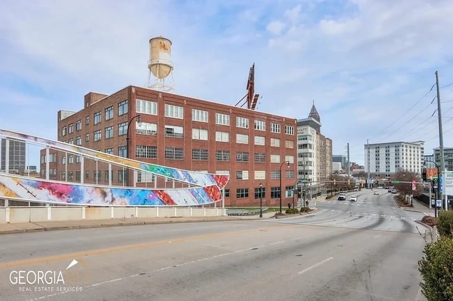 Building Photo - 426 Marietta St NW Unit 405