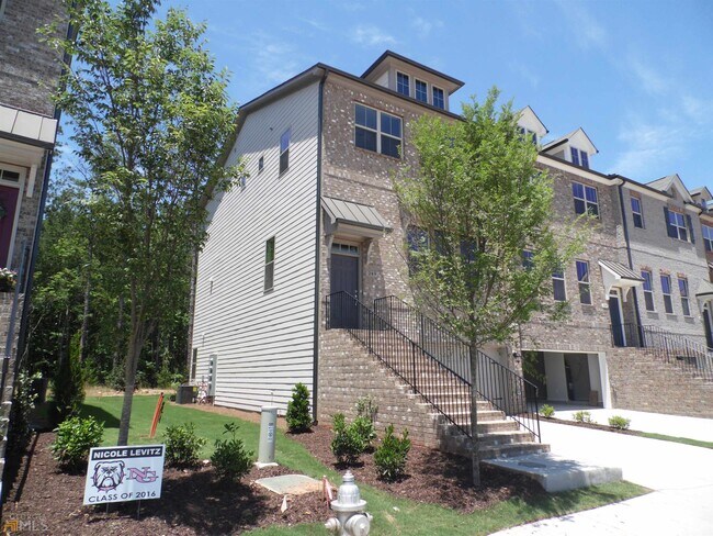 Photo - 249 Bridlington St