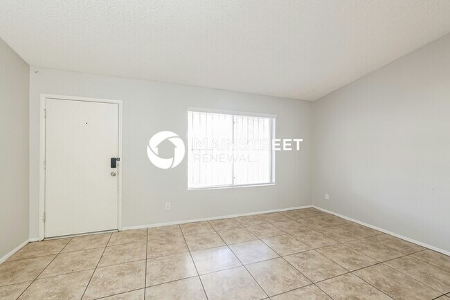 Photo - 3 Bedroom Pet-Friendly Home in Phoenix, AZ with Main Street Renewal