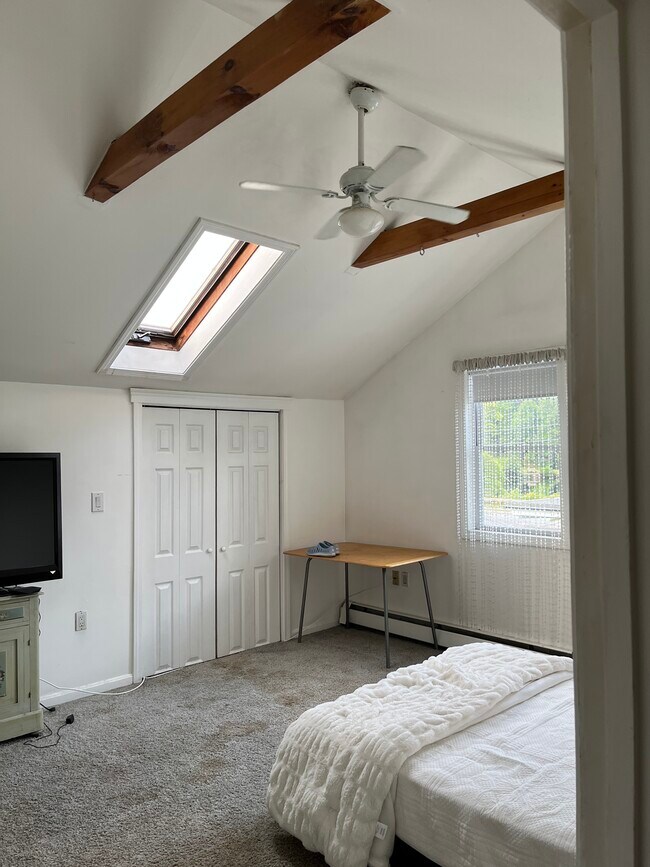 Photo - 85 Marshland St