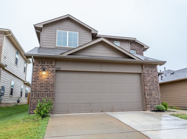 Photo - Beautiful 3 Bed / 2.5 Bath Home with High ...