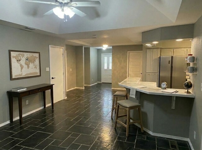 Photo - 1601 Debby Ln