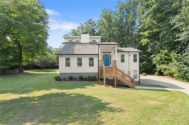 Building Photo - 404 Way Bridge Ct NE