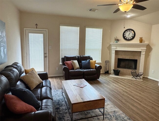 Photo - 21818 Saragosa Pond Ln