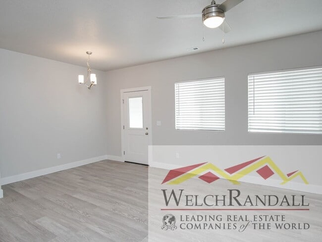 Photo - Live Comfortably in West Haven – Beautiful...