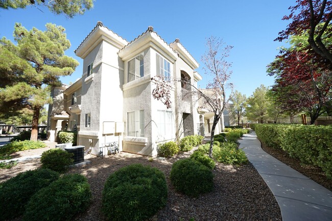 Building Photo - No Showings until 8/15/2025 Unit 2062 Rental