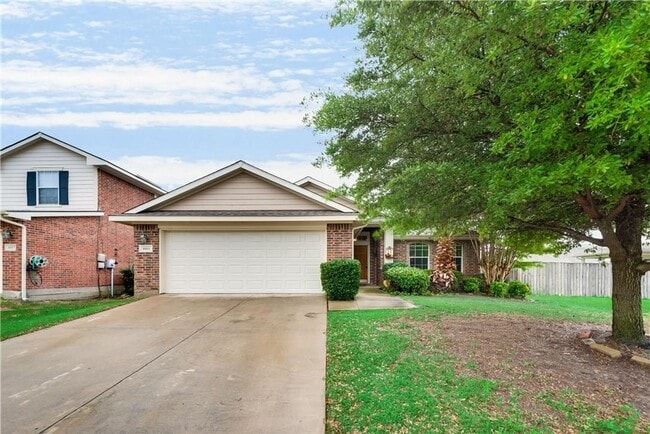 Wonderful home with chefs delight kitchen! - Wonderful home with chefs delight kitchen!