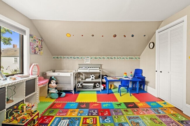 Photo - 48 Tappan St