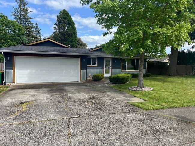 Remodeled 3 Bedroom Troutdale Home - Remodeled 3 Bedroom Troutdale Home