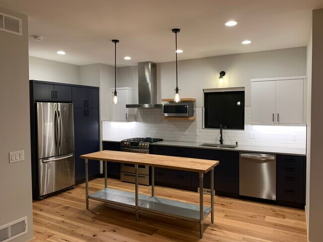 Photo - 412 North St Unidad 414