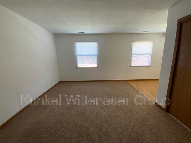 Photo - 1802 Jamestown Rd