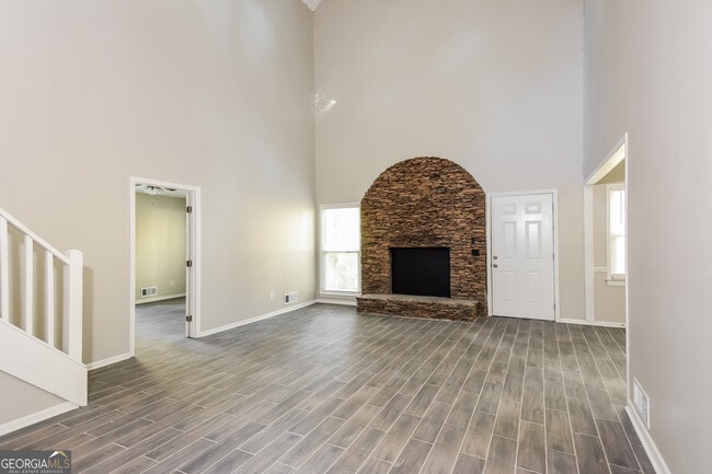 Photo - 70 Harris Dr