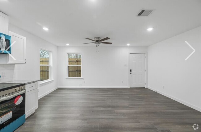 Building Photo - 7813 Laura Koppe Rd Unit A Rental