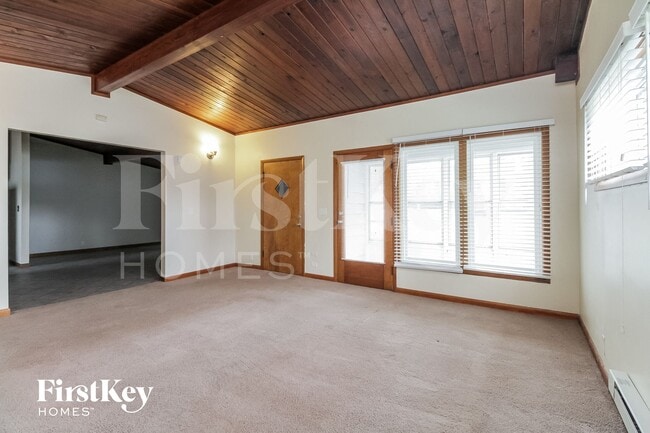 Photo - 1054 Kenmore Ave