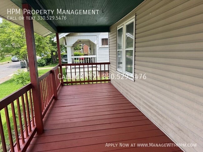Photo - 2912 9th St NW