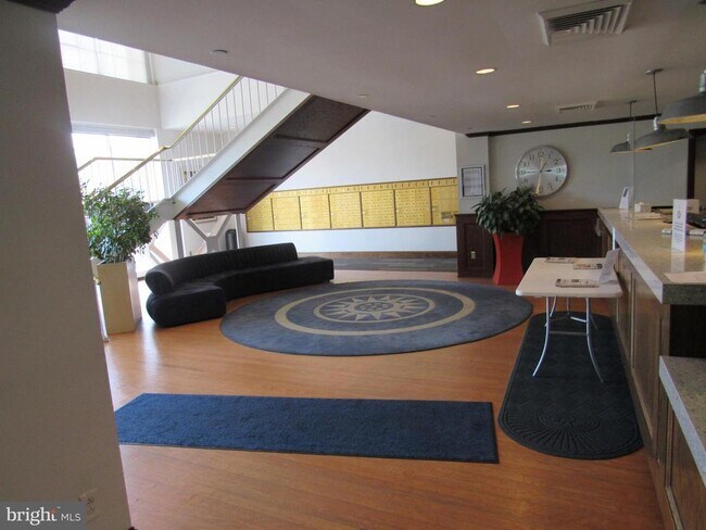 Photo - 3 N Christopher Columbus Blvd Unit TD414