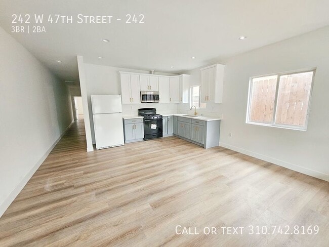 Photo - 242 W 47th St Apartamento Unidad 242