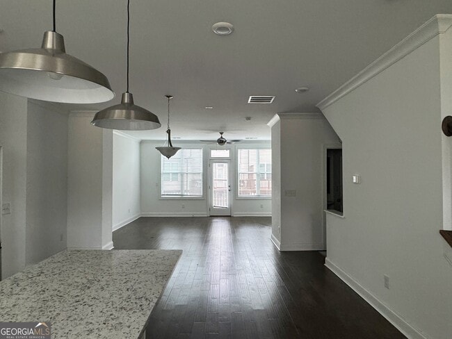 Photo - 4400 Sims Pk Overlook