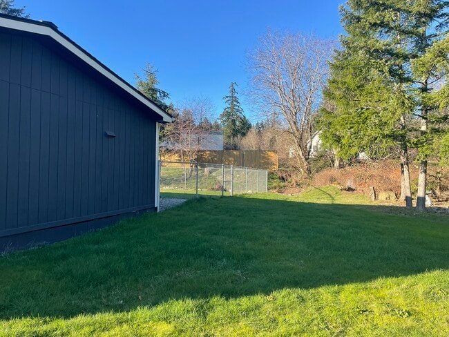 Photo - 14803 Purdy Dr NW