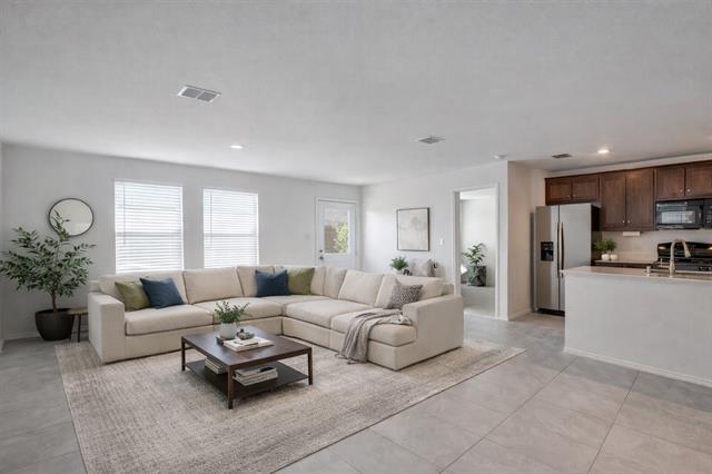 Building Photo - 14142 Birch Farm Dr