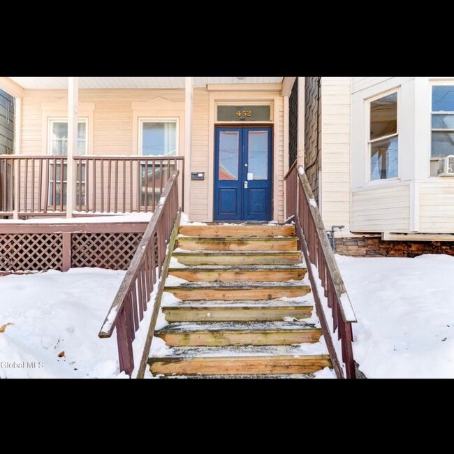 Photo - 452 Hudson Ave
