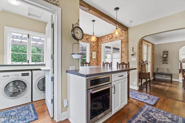 Photo - 514 W Palm Ln