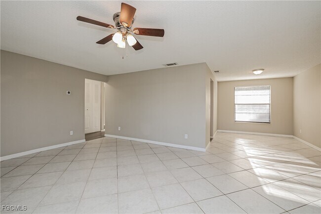 Photo - 9292 Mooring Cir