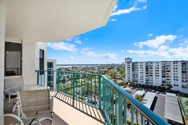 Photo - 670 Island Way Unit 1006