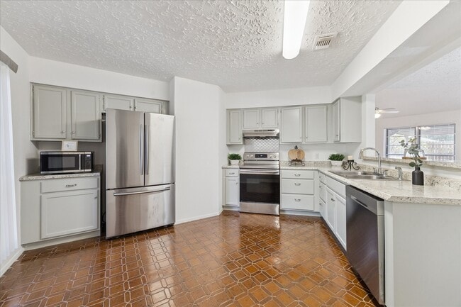 Photo - 4606 Laureldale Rd