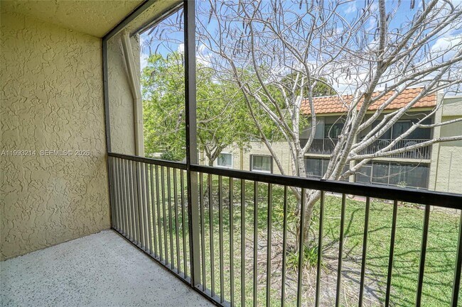 Photo - 434 Lakeview Dr Unit 205