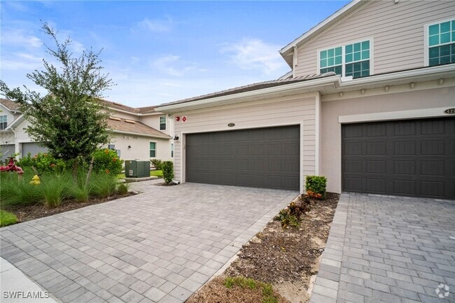 Building Photo - 15919 Grassland Ln Unit 4211 Rental